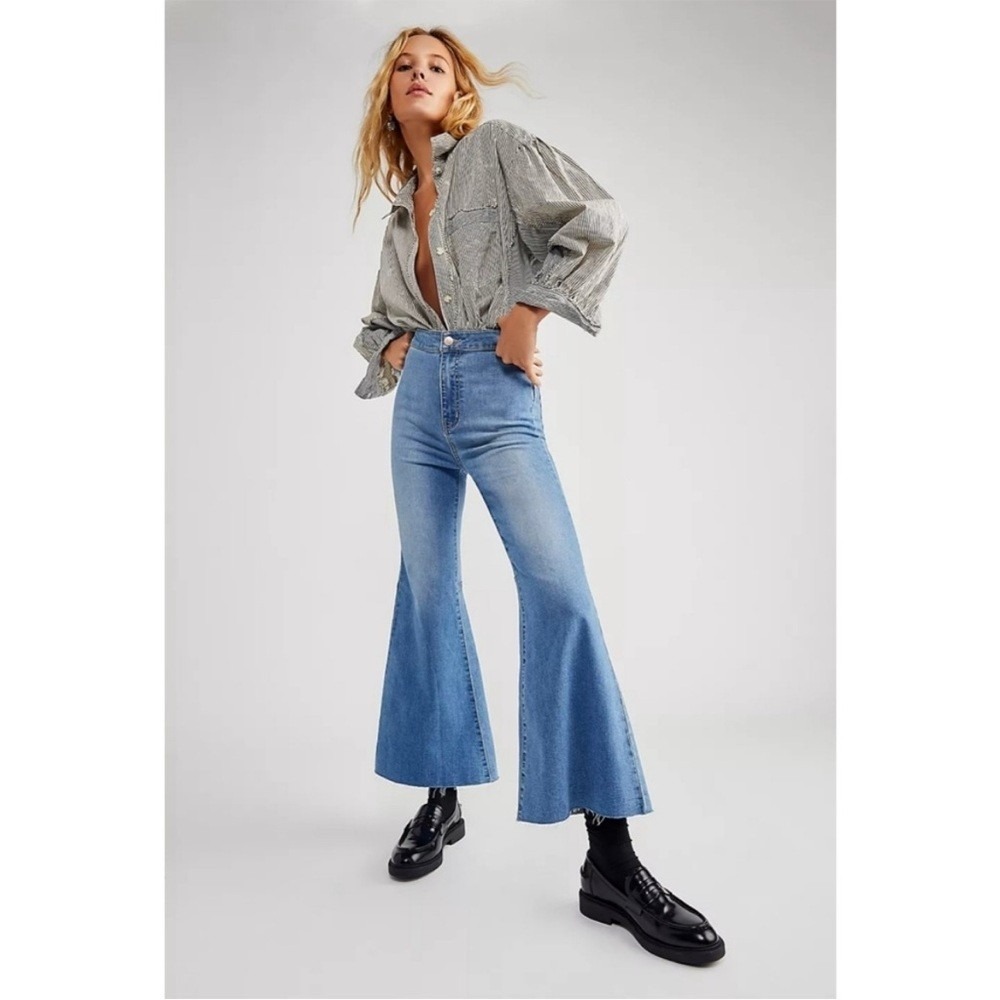 Free People Youthquake High Rise Crop Flare Jeans 25 Raw Hem Blue Boho Hippie